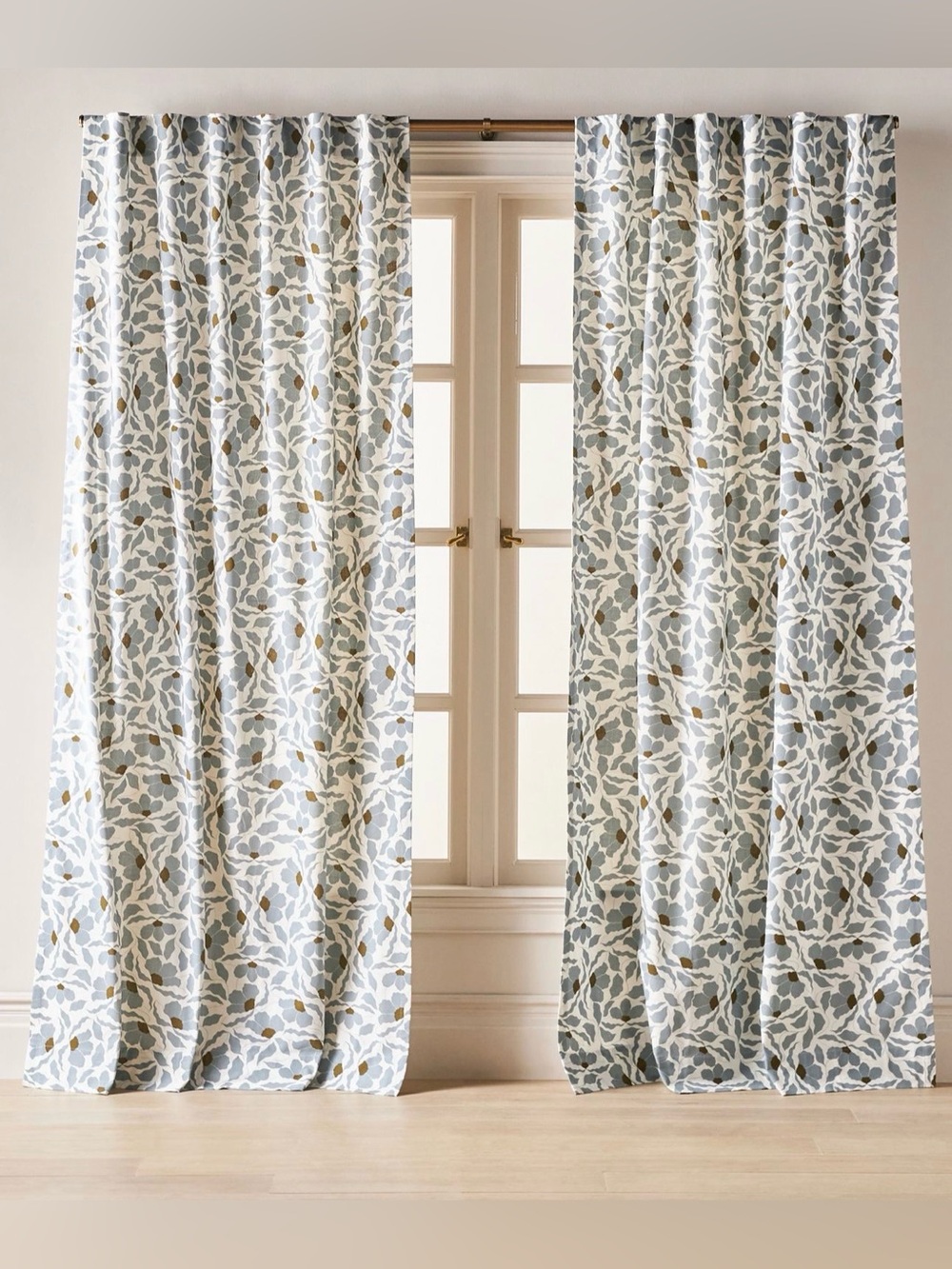 NWT Anthropologie McKenzie Parrott Cotton Printed Floral Curtain 84x50